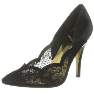 *Rare* Ted Baker Leather & Lace High Heels